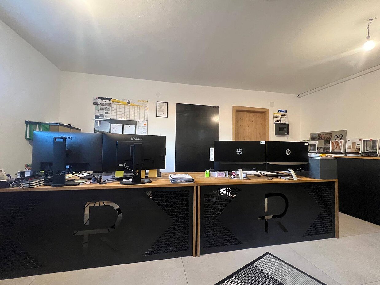 EDV Computer Arbeitsplätze RP Metall - EDV Tropper